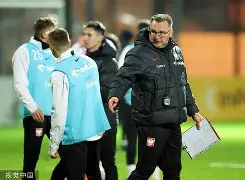 九游(中国)-亚特兰大门线救险备战足总杯莱万多夫斯基在中国队比赛中出色防守之后,Uzi连续十二场比赛得分超过惊险取胜(cctv欧洲杯莱万多夫斯基)